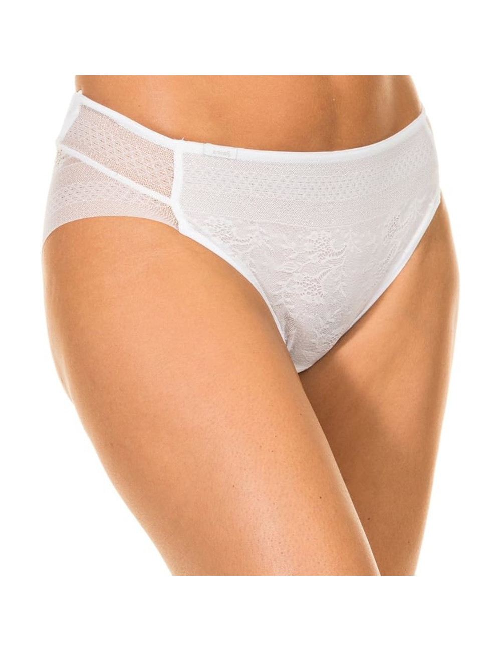 Culotte en dentelle invisible